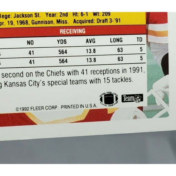 4 Vintage Fleer 92 Kansas City USA Printed Collectible Trading Football Cards - Picture 11 of 12
